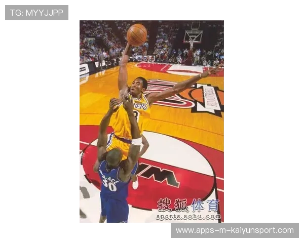 金州勇士险胜达拉斯独行侠，穆迪 外线手感回暖，替补席沸腾，金州勇士老大